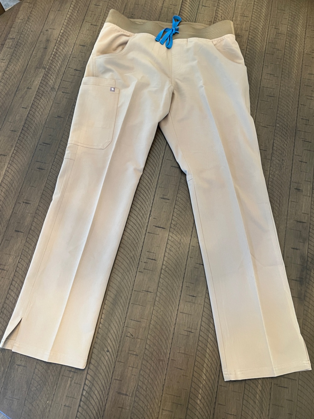 Figs Straight Leg Scrub Pants in Light Beige with Blue Drawstring